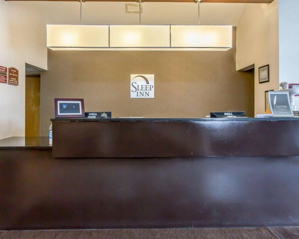 Rodeway Inn Image 13