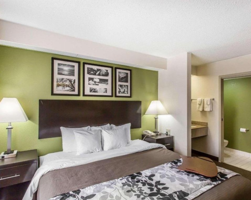 Rodeway Inn Main image