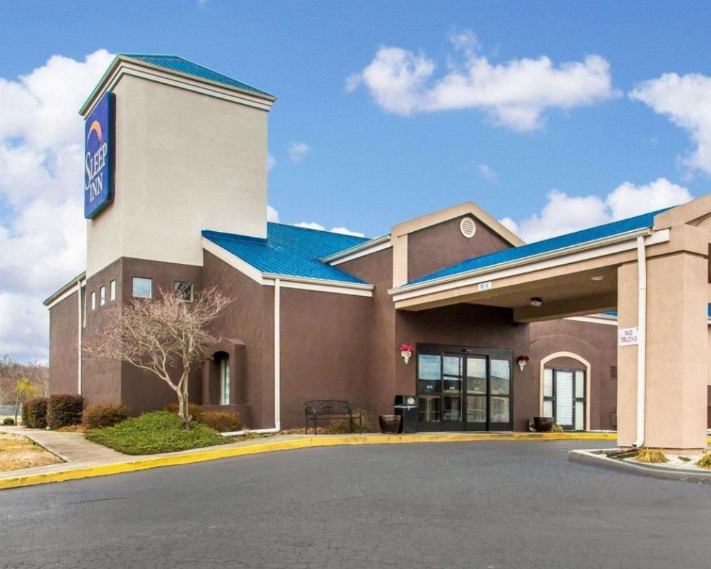 Rodeway Inn Image 24