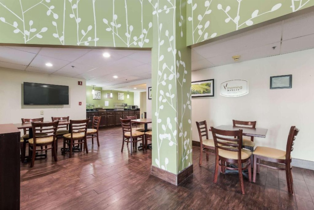 Rodeway Inn Image 37